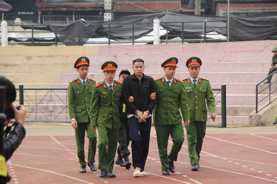 Cận cảnh các bị cáo trong phiên xử vụ sát hại nữ sinh giao gà - 1 Cận cảnh các bị cáo trong phiên xử vụ sát hại nữ sinh giao gà - 1