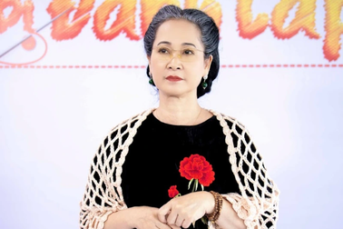 NSND Lan Hương hóa mẹ chồng quyền lực của Hồng Ánh, Ngọc Lan