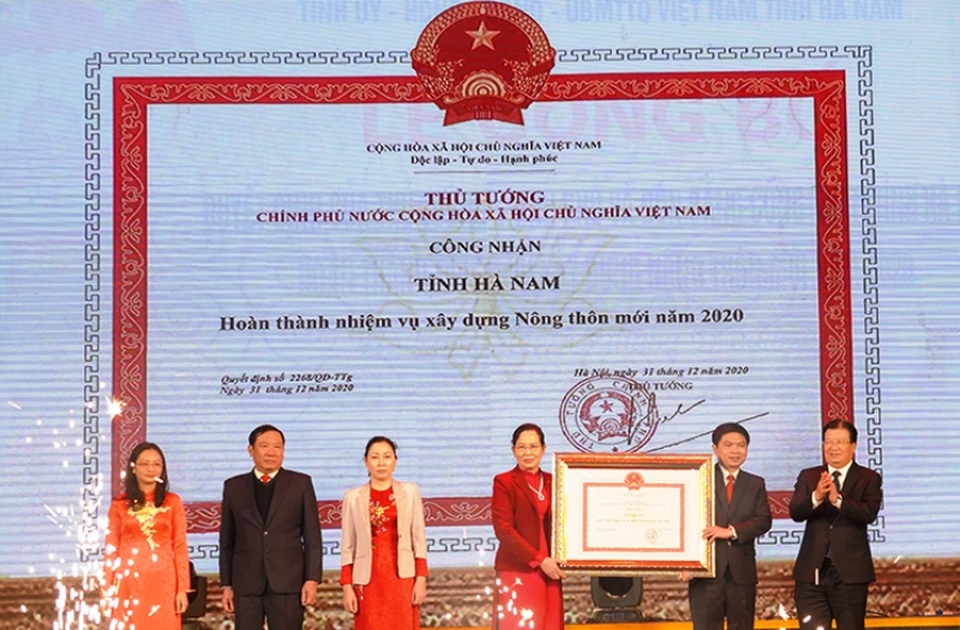 Xây dựng Hà Nam trở thành một cực tăng trưởng của vùng đồng bằng Bắc Bộ - 1 Xây dựng Hà Nam trở thành một cực tăng trưởng của vùng đồng bằng Bắc Bộ - 1