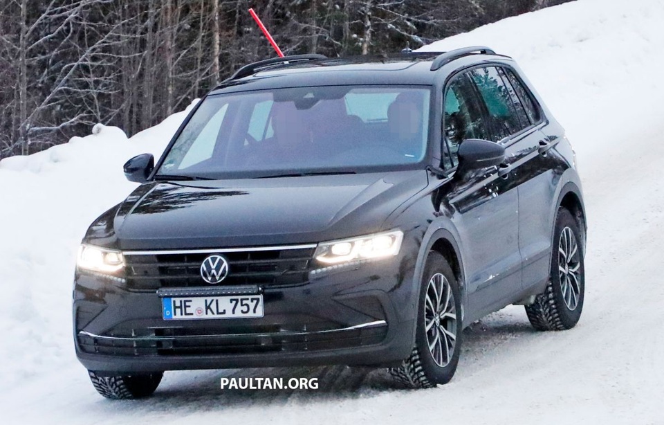 Volkswagen hé lộ hình ảnh Tiguan phiên bản mới - 3 Volkswagen hé lộ hình ảnh Tiguan phiên bản mới - 3