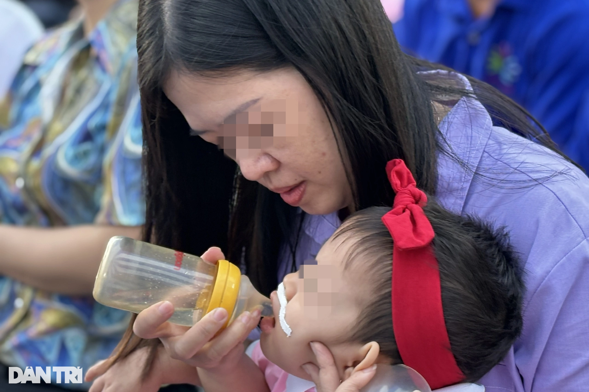 Phó Giám đốc BV Nhi đồng 1 nghẹn ngào: Năm nay lại mất 3 trẻ - 5 Phó Giám đốc BV Nhi đồng 1 nghẹn ngào: Năm nay lại mất 3 trẻ - 5