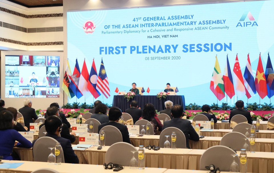 Nghị viện ASEAN thúc đẩy đối thoại, xây dựng niềm tin trên Biển Đông - 1 Nghị viện ASEAN thúc đẩy đối thoại, xây dựng niềm tin trên Biển Đông - 1
