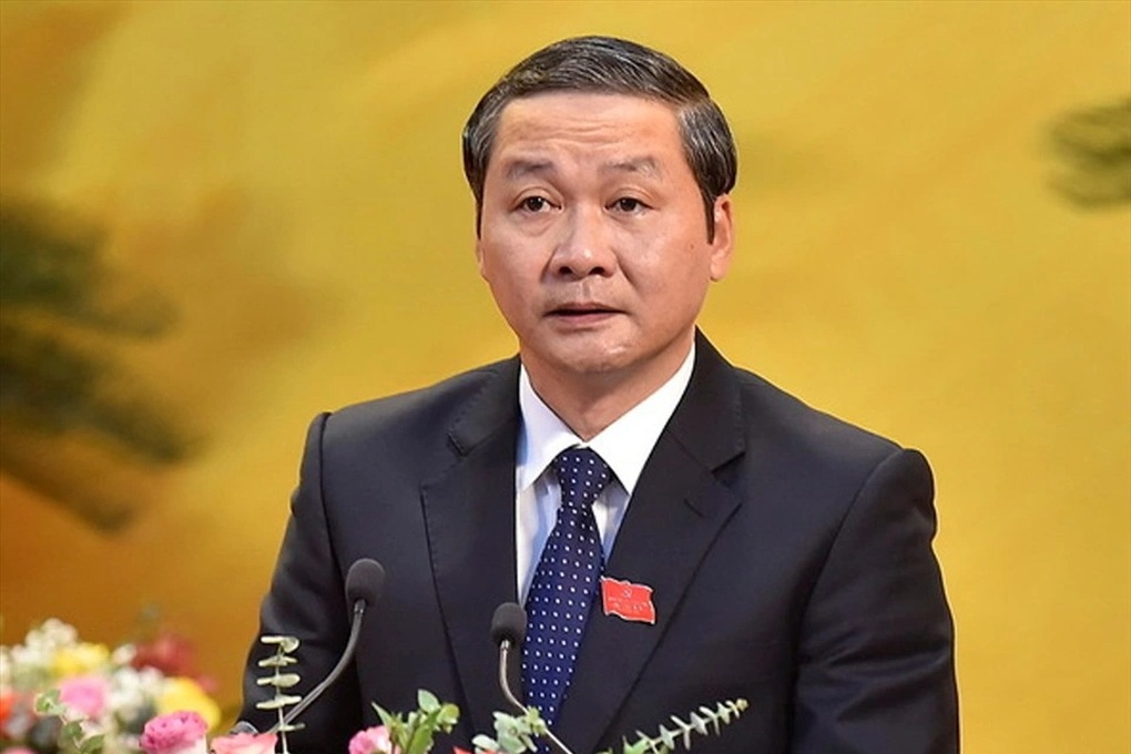 Cựu Chủ tịch UBND tỉnh Thanh Hóa nghỉ hưu trước tuổi - 1 Cựu Chủ tịch UBND tỉnh Thanh Hóa nghỉ hưu trước tuổi - 1