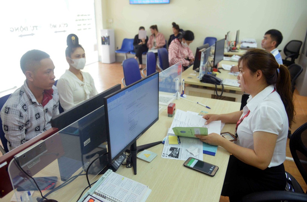 Sơn La: Đẩy mạnh chuyển đổi số trong thực hiện chính sách bảo hiểm thất nghiệp - 1 Sơn La: Đẩy mạnh chuyển đổi số trong thực hiện chính sách bảo hiểm thất nghiệp - 1