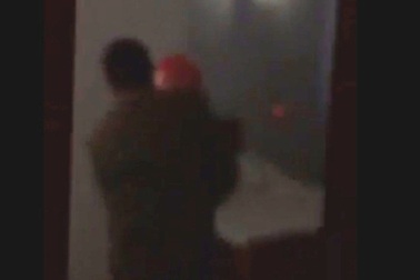 Chủ tịch xã bị tung clip vào nhà nghỉ với nữ cán bộ