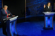 Những điểm nhấn trong cuộc tranh luận "nảy lửa" Harris - Trump