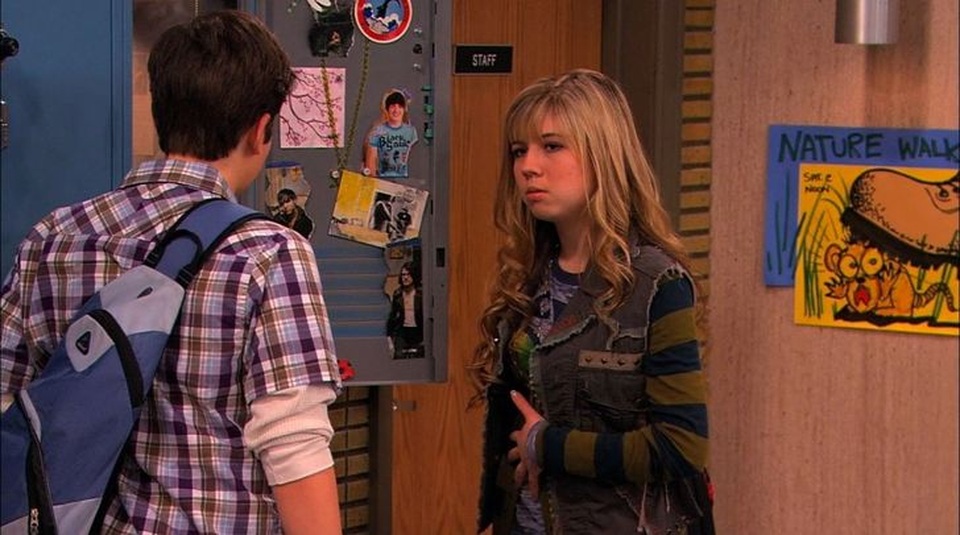 “Cạn lời” trước những logic khó hiểu trên phim - 7