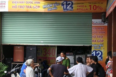 Quản lý trung tâm điện máy bị đâm chết