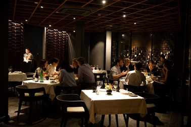 Nhà hàng P’TI Saigon – Festive Dining Concept đậm chất Pháp giữa lòng Sài Gòn