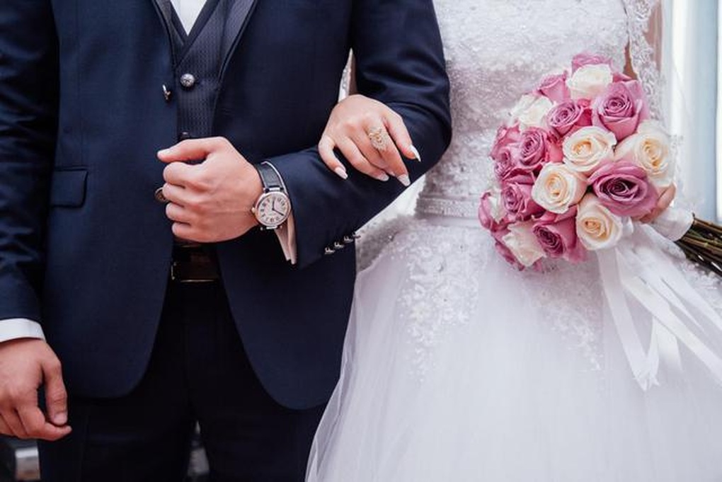 Đâm đơn ly dị vì sốc khi nhìn thấy nhan sắc thật của vợ sau tắm biển - 1 Đâm đơn ly dị vì sốc khi nhìn thấy nhan sắc thật của vợ sau tắm biển - 1