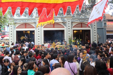 Ngành tài chính nghiêm cấm tổ chức du xuân, đi lễ hội trong giờ hành chính