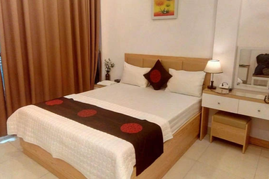 Du khách tố chủ nhà nghỉ tắt cầu dao máy nóng lạnh, cằn nhằn khi mở cửa