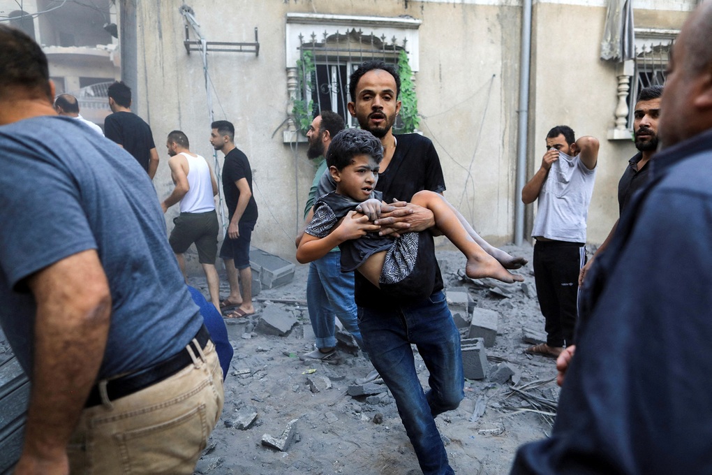 Gaza trải qua ngày chết chóc nhất: 704 người thiệt mạng trong 24 giờ - 1 Gaza trải qua ngày chết chóc nhất: 704 người thiệt mạng trong 24 giờ - 1