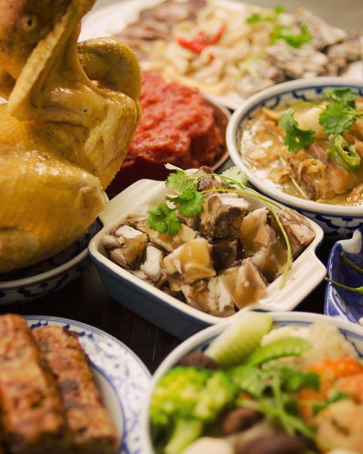 Sống chậm mùa dịch, nhiều gia đình Việt làm mâm cỗ gợi nhớ Tết xưa - 4 Sống chậm mùa dịch, nhiều gia đình Việt làm mâm cỗ gợi nhớ Tết xưa - 4