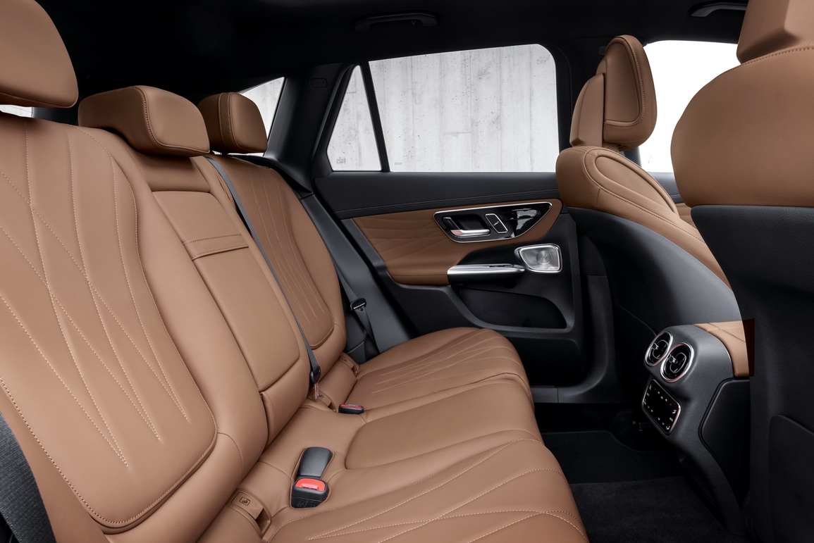 Mercedes-Benz GLC 2023 thay đổi ít nhưng quan trọng - 17 Mercedes-Benz GLC 2023 thay đổi ít nhưng quan trọng - 17