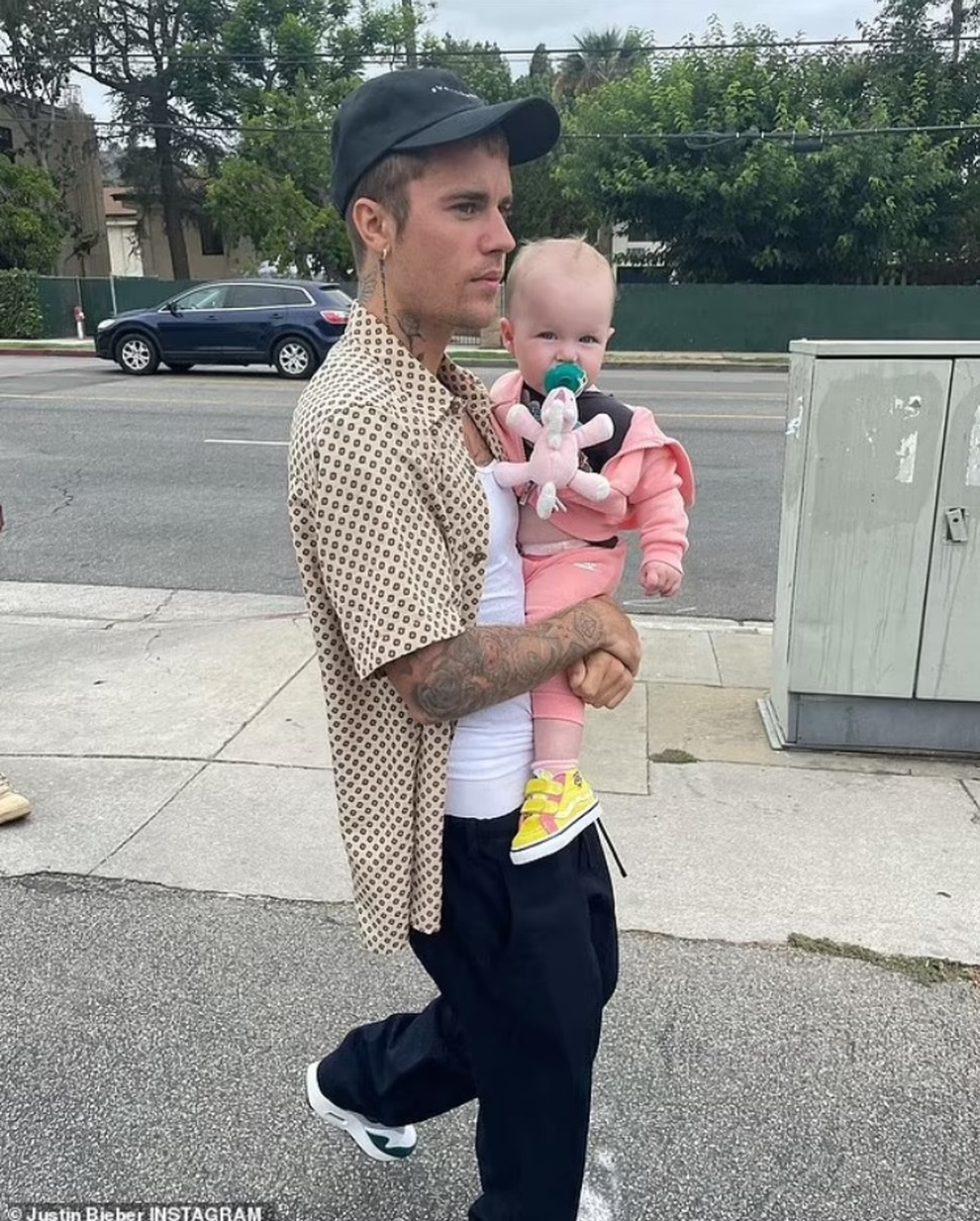 Hoàng tử pop Justin Bieber cùng vợ luyện tập làm cha mẹ - 6 Hoàng tử pop Justin Bieber cùng vợ luyện tập làm cha mẹ - 6