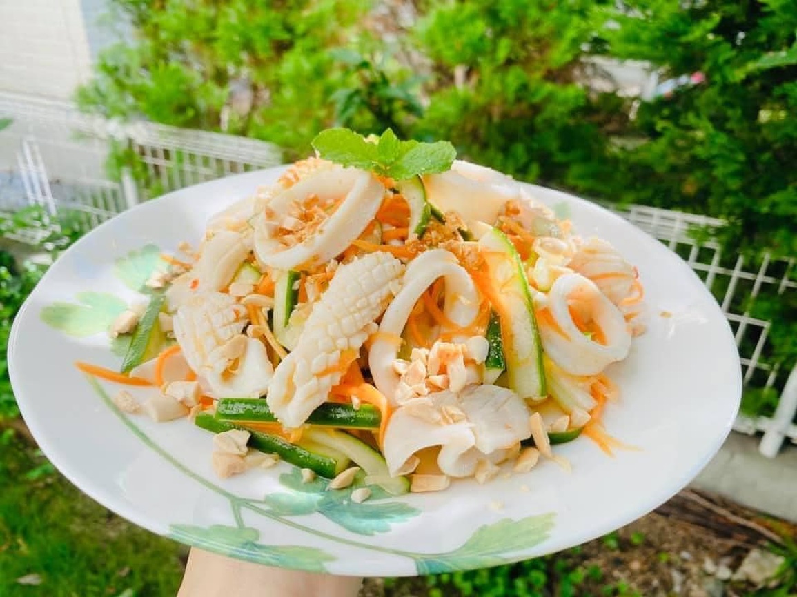 Gỏi mực sốt Thái ngon tuyệt với công thức đơn giản, ai cũng làm được - 1 Gỏi mực sốt Thái ngon tuyệt với công thức đơn giản, ai cũng làm được - 1