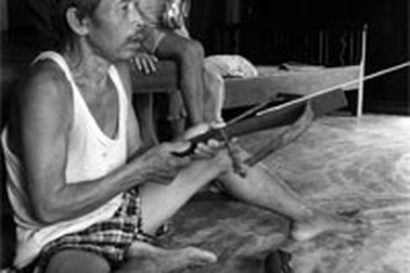 Truyền thuyết về chất độc bí hiểm của người Cơ Tu 