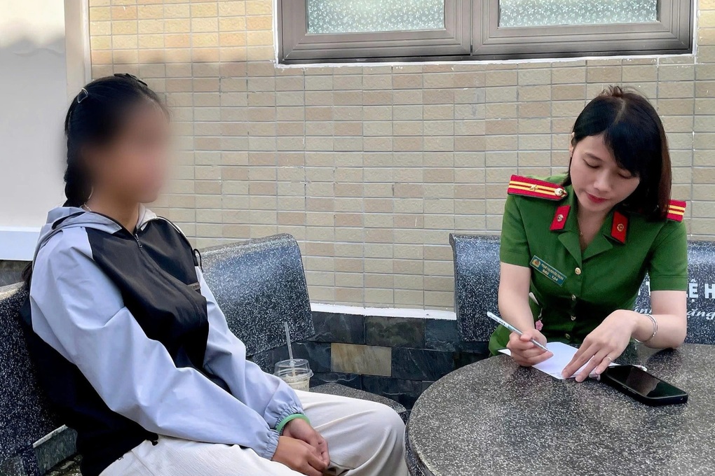 Nữ sinh liên tục bị thao túng tâm lý, từ dọa án ma túy đến gạ đi du học - 1 Nữ sinh liên tục bị thao túng tâm lý, từ dọa án ma túy đến gạ đi du học - 1