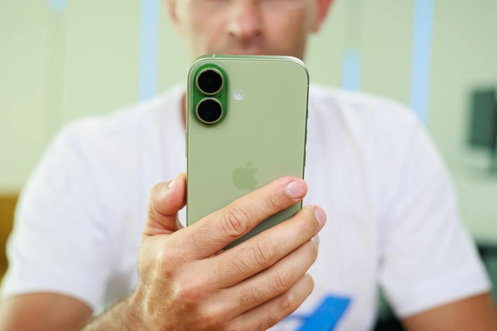 iPhone 17 tiếp tục giảm giá - 1