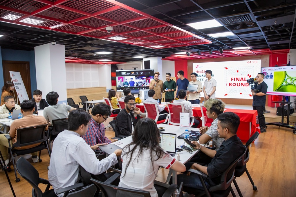 Khởi động cuộc thi lập trình Swin Hackathon 2023 - 2 Khởi động cuộc thi lập trình Swin Hackathon 2023 - 2