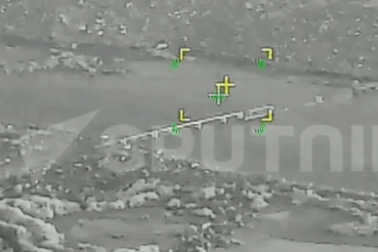 Tên lửa chiến thuật của Nga tập kích, đánh sập cầu ở Kherson