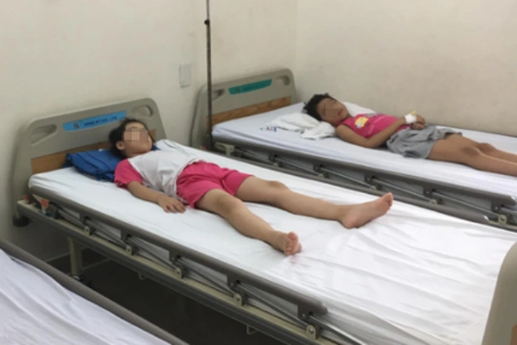TPHCM: Không có căn tin, khó kiểm soát an toàn thực phẩm cho học sinh - 1 TPHCM: Không có căn tin, khó kiểm soát an toàn thực phẩm cho học sinh - 1
