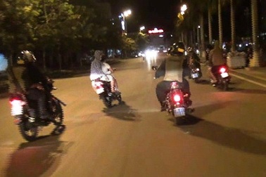 Trắng đêm cùng các chiến sỹ cảnh sát cơ động