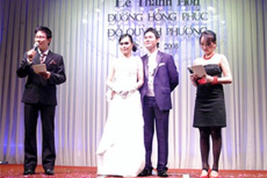 MC “Sóng nước Phương Nam” kết hôn