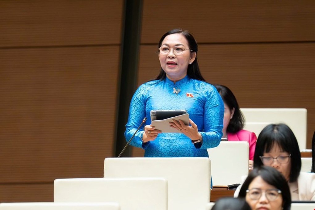 ĐBQH: Cần thu phí rác theo lượng xả thải, không thu đồng đều - 3