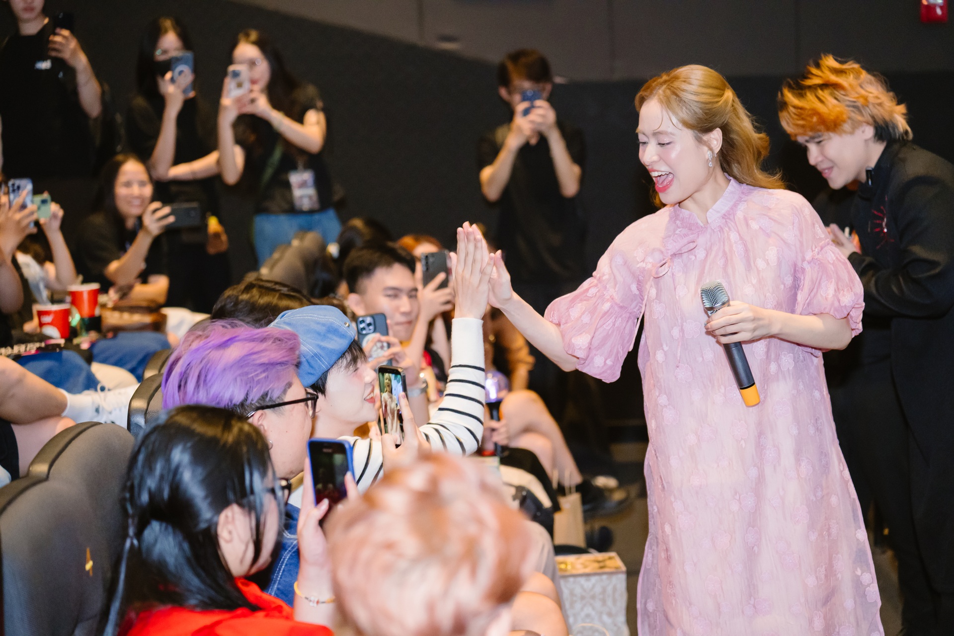 Điểm khác thường của Hoàng Thùy Linh khi trở lại sau thời gian ở ẩn - 1