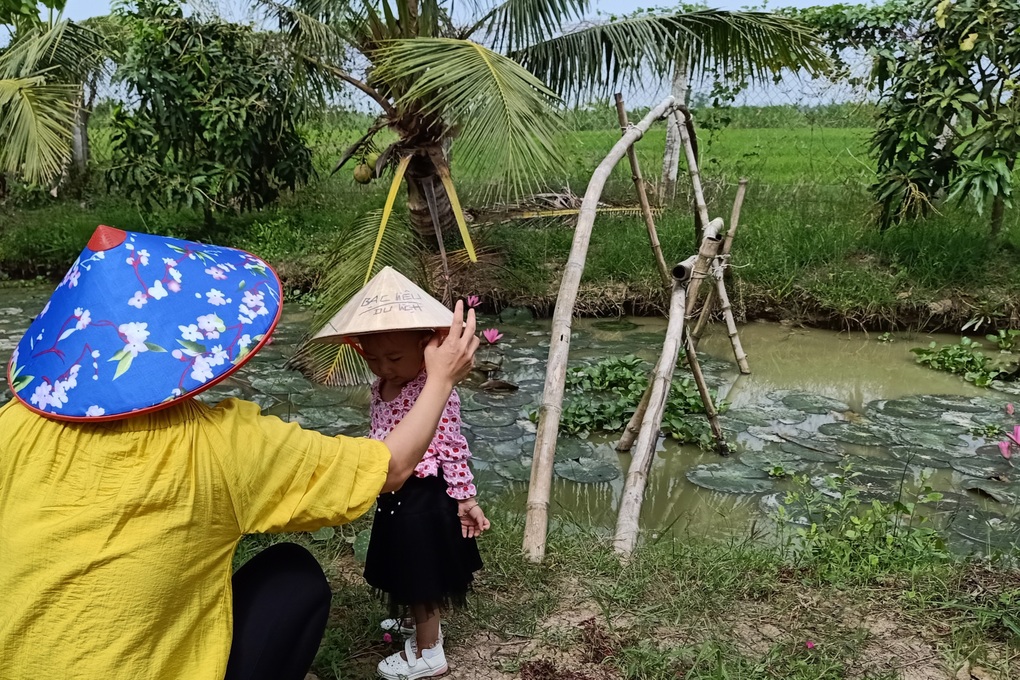 Muốn làm du lịch tốt phải có bản sắc riêng của địa phương mình - 1