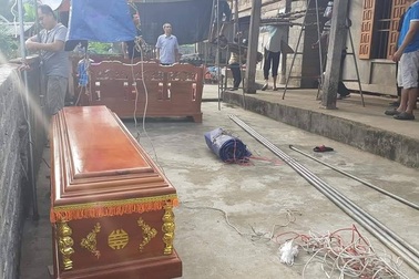 Xô xát ở quán trà sữa, thiếu niên 15 tuổi tử vong