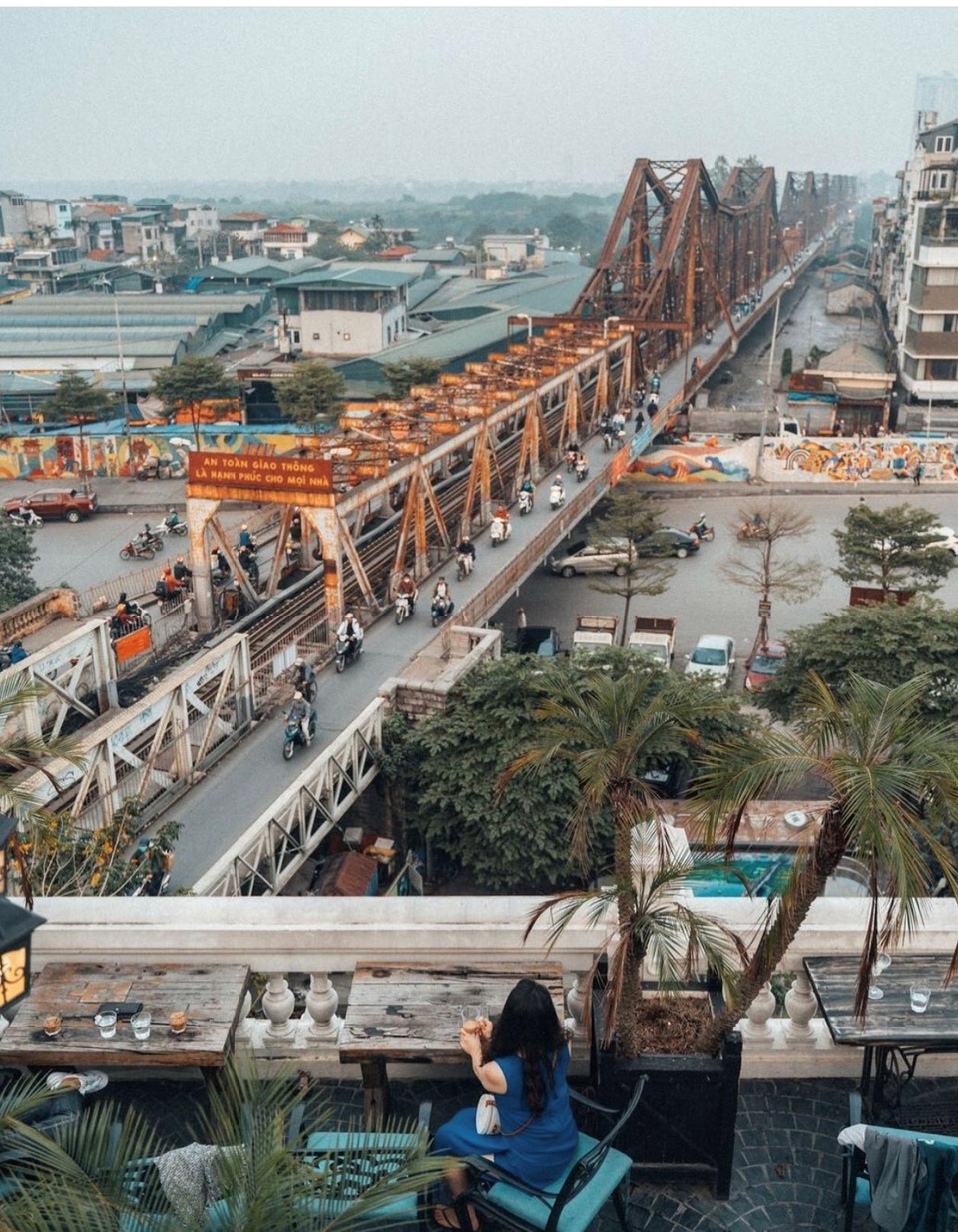 5 quán cà phê trên cao view cực chất cho cuối tuần lãng mạn tại Hà Nội - 1 5 quán cà phê trên cao view cực chất cho cuối tuần lãng mạn tại Hà Nội - 1