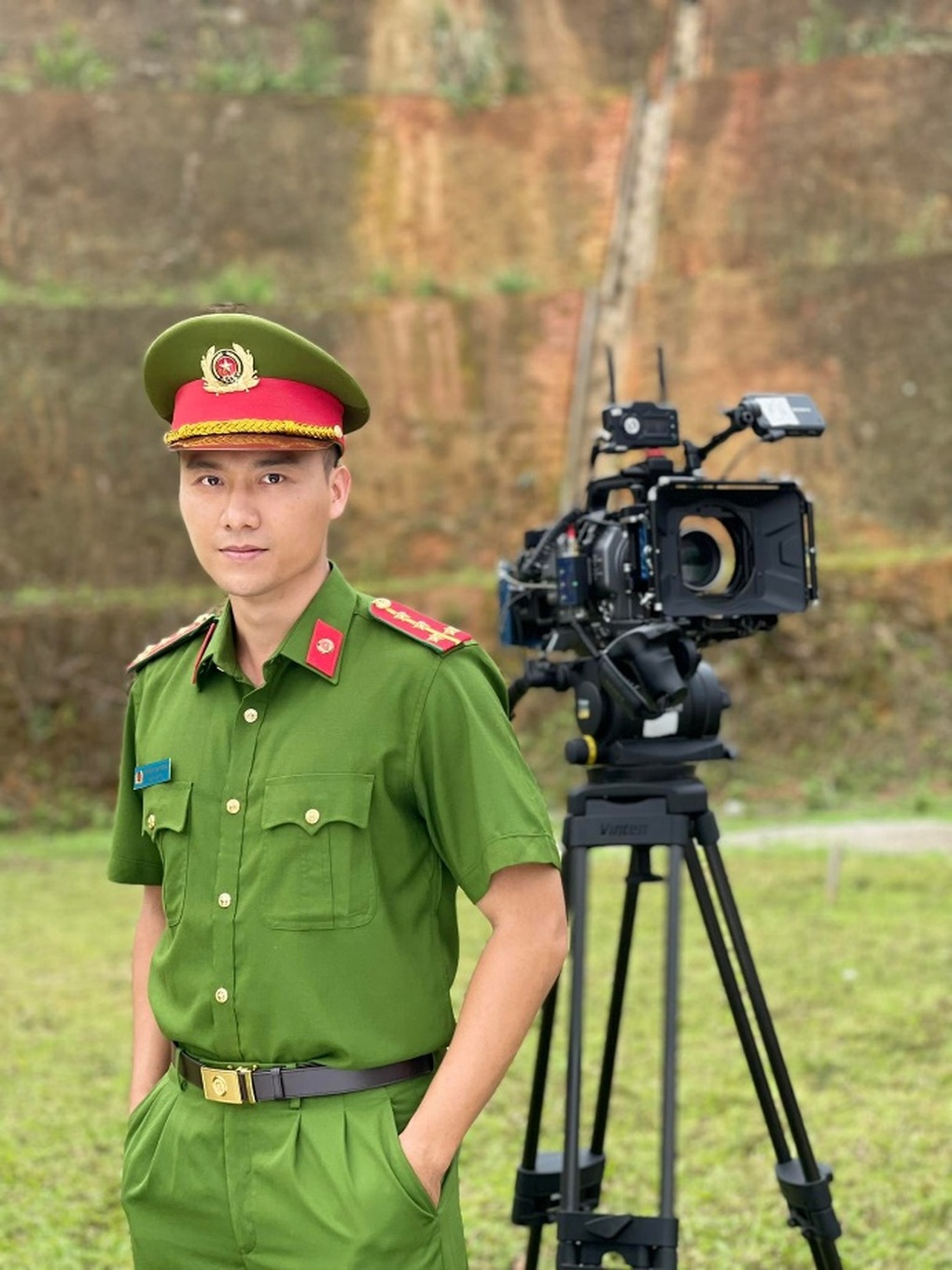 Hotboy 1m8 đóng đại úy Phong gây sốt trong Đấu trí là ai? - 2 Hotboy 1m8 đóng đại úy Phong gây sốt trong Đấu trí là ai? - 2