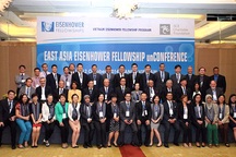 Việt Nam trước "guồng quay" AEC: Được và mất