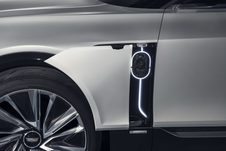 Cận cảnh tân binh Lyriq - Kỷ nguyên mới của Cadillac - 2 Cận cảnh tân binh Lyriq - Kỷ nguyên mới của Cadillac - 2