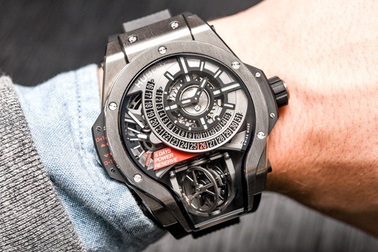 Cận cảnh cỗ Tourbillon Bi-Axis trên Hublot MP 09