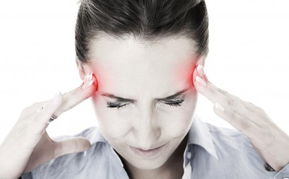 Tạo sao nên sử dụng Bách Thống Vương trong trường hợp bị đau đầu kinh niên? - 1 Tạo sao nên sử dụng Bách Thống Vương trong trường hợp bị đau đầu kinh niên? - 1