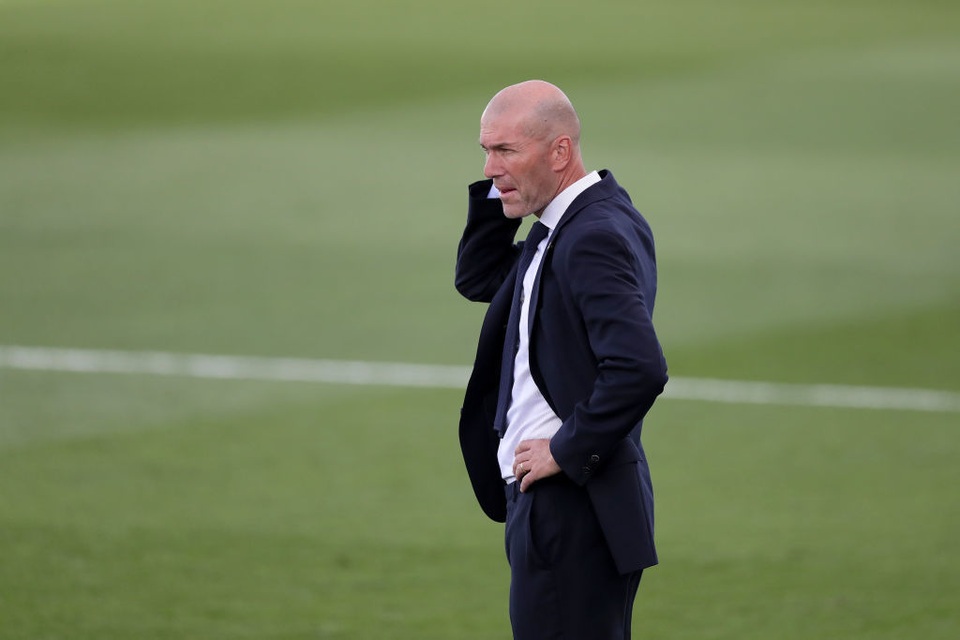 Real Madrid đón tin sốc khi HLV Zidane nhiễm Covid-19 - 2 Real Madrid đón tin sốc khi HLV Zidane nhiễm Covid-19 - 2