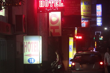 “Vòi bạch tuộc” ở phố nhà nghỉ