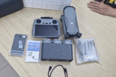 Thiếu niên tráo đổi, chiếm đoạt chiếc flycam của nhân viên giao hàng