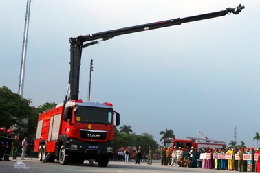 Bộ Công an tiếp nhận dàn xe cứu hỏa trị giá hơn 500 tỷ đồng