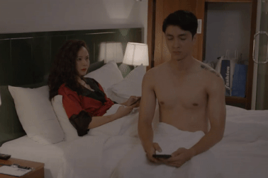 Làm "trai bao" nóng nhất màn ảnh Việt, Bình An phải xin phép "nóc nhà"