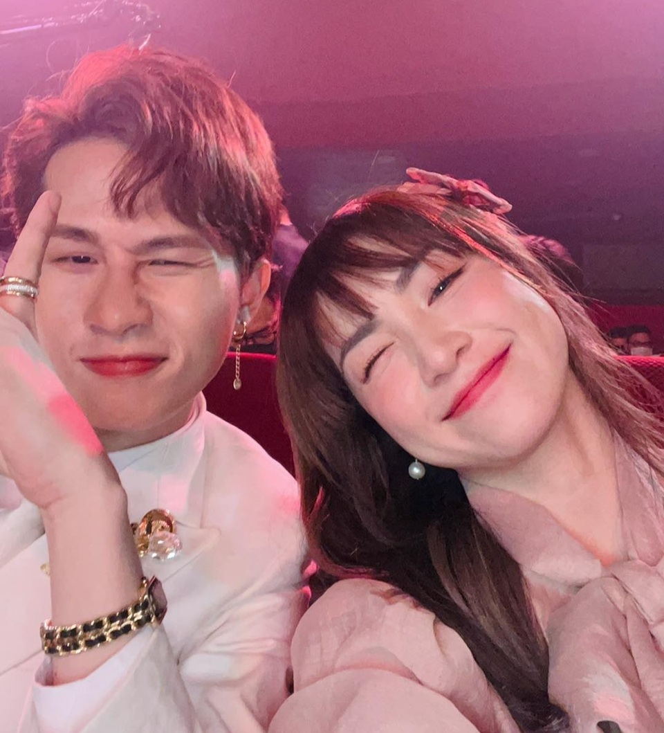 Hòa Minzy bất ngờ tiết lộ đã yên bề gia thất - 1 Hòa Minzy bất ngờ tiết lộ đã yên bề gia thất - 1