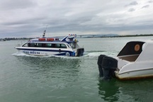 Vụ chìm ca nô ở biển Cửa Đại: 13 nạn nhân tử vong, 4 người đang mất tích