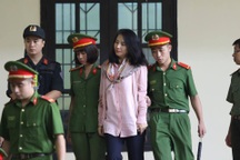 "Bóng hồng" xuất hiện trong phiên xử vụ án đánh bạc nghìn tỷ là ai?