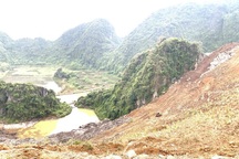 Ninh Bình "ưu ái" xin chuyển rừng cho "doanh nghiệp phá rừng"?