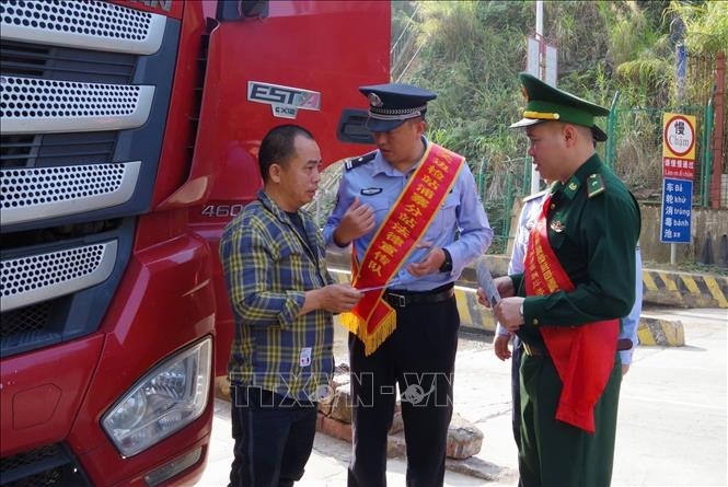 ویتنام - چین: قریبی پڑوسی، خصوصی دوستی - 7 Việt Nam - Trung Quốc: Láng giềng gần gũi, mối quan hệ hữu nghị đặc biệt - 7