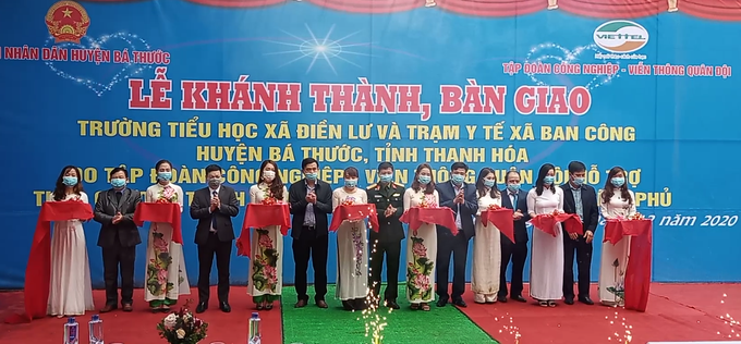 Thanh Hóa: Viettel bàn giao Trường học, Trạm y tế xã cho huyện nghèo Bá Thước - Ảnh 1.